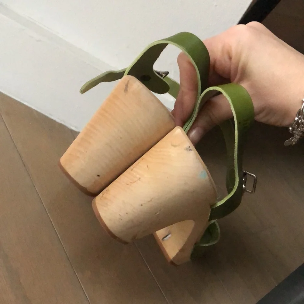 Swedish Hasbeens Green Heeled Sandals - Picture 7 of 7
